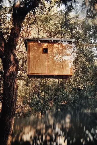 Midjourney generated image using SREF code Rustlight: A tree house in the middle of a forest.
